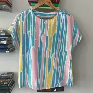 Vintage 1980s Pastel Top with Shoulder button detail Size - measures like a M